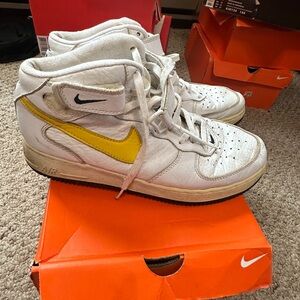 Nike Air Force 1 size 11 white yellow and blue